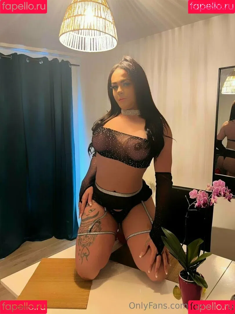 ritzytrans Onlyfans Photo Gallery 