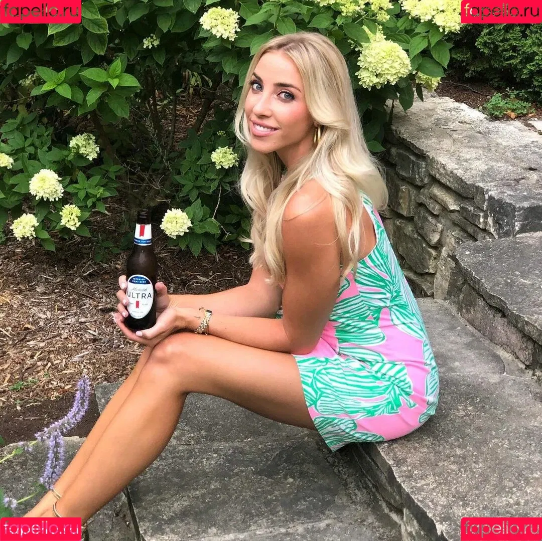 Olivia Harlan Dekker Onlyfans Photo Gallery 