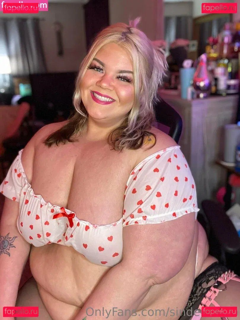 sinderellaxo Onlyfans Photo Gallery 