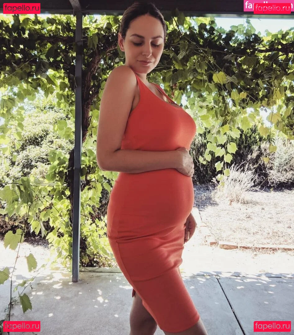 RachelElizabeth Onlyfans Photo Gallery 