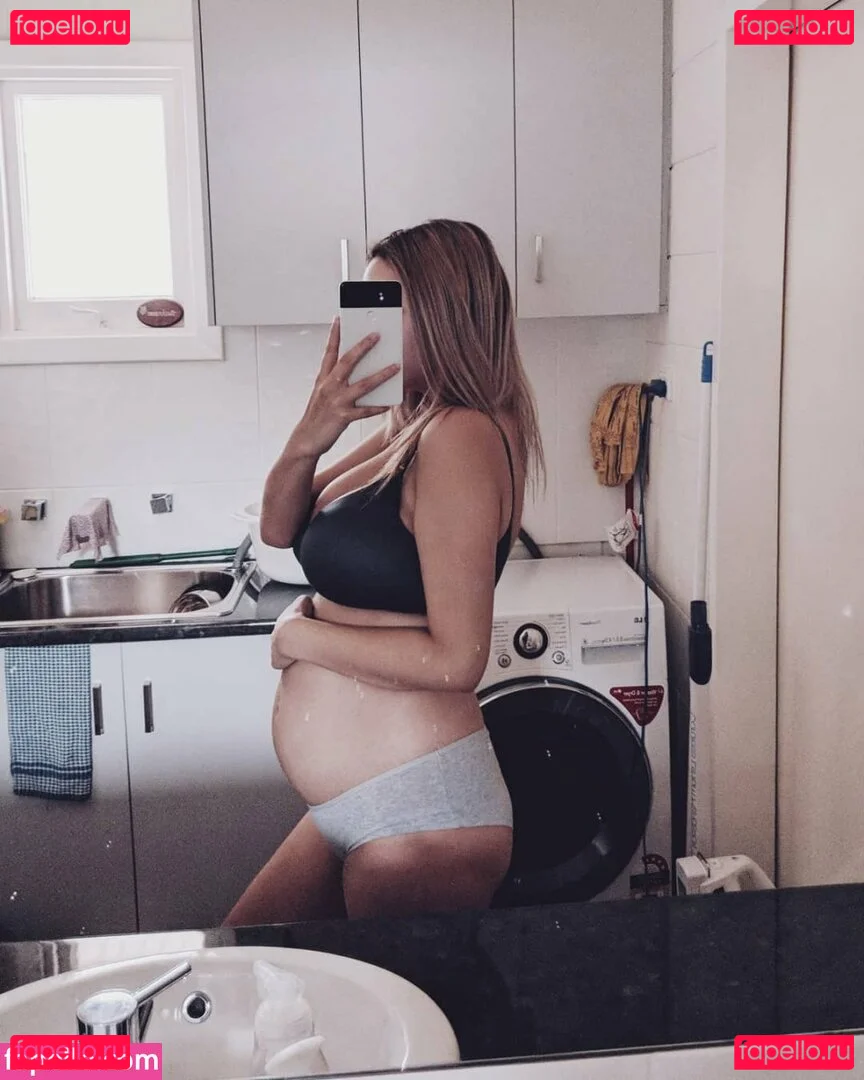 RachelElizabeth Onlyfans Photo Gallery 