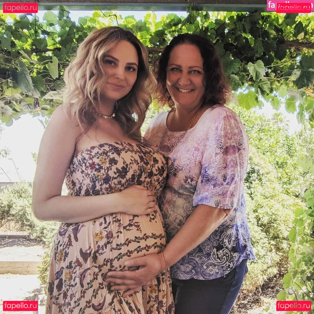 RachelElizabeth Onlyfans Photo Gallery 