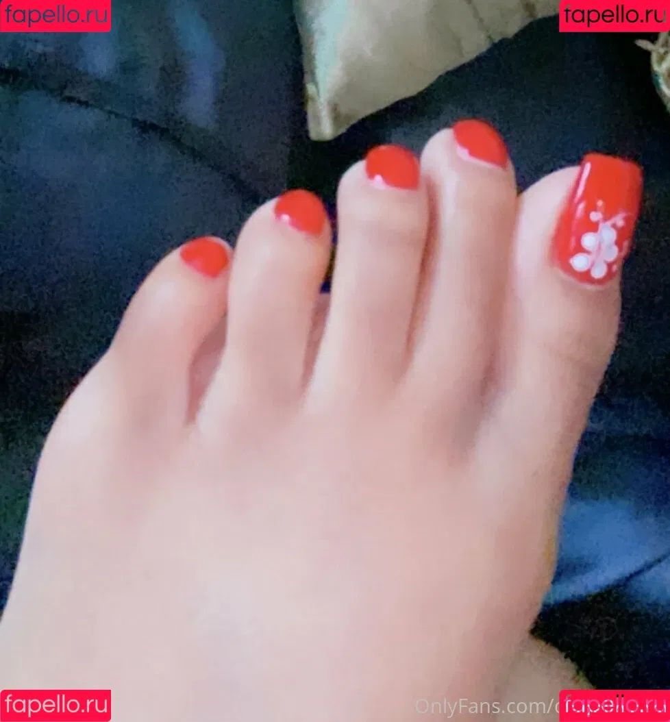 desireesfeet Onlyfans Photo Gallery 