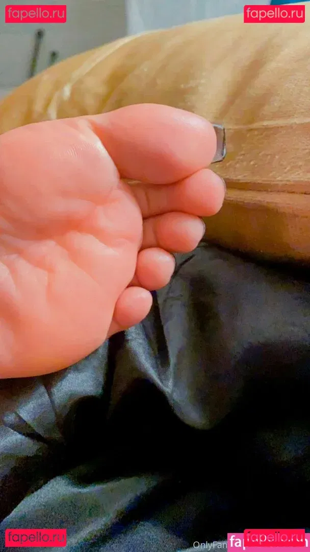 desireesfeet Onlyfans Photo Gallery 