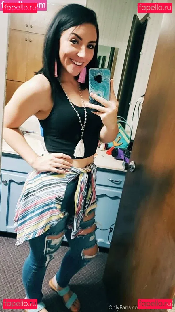 mkmama96 Onlyfans Photo Gallery 