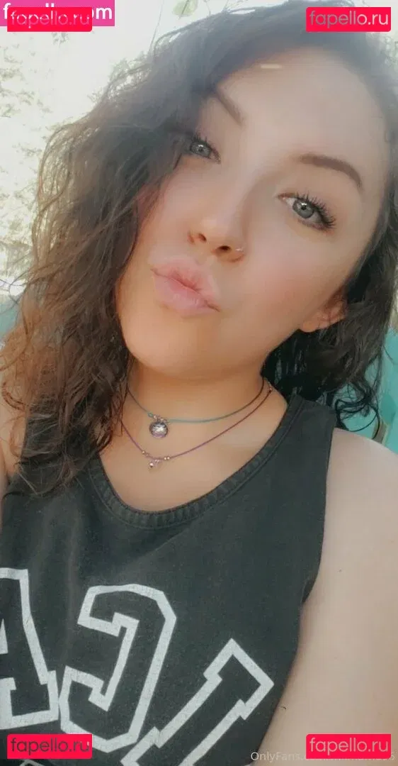 mkmama96 Onlyfans Photo Gallery 