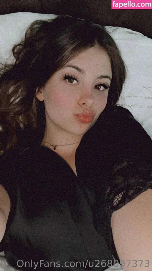 leenathecutest Onlyfans Photo Gallery 