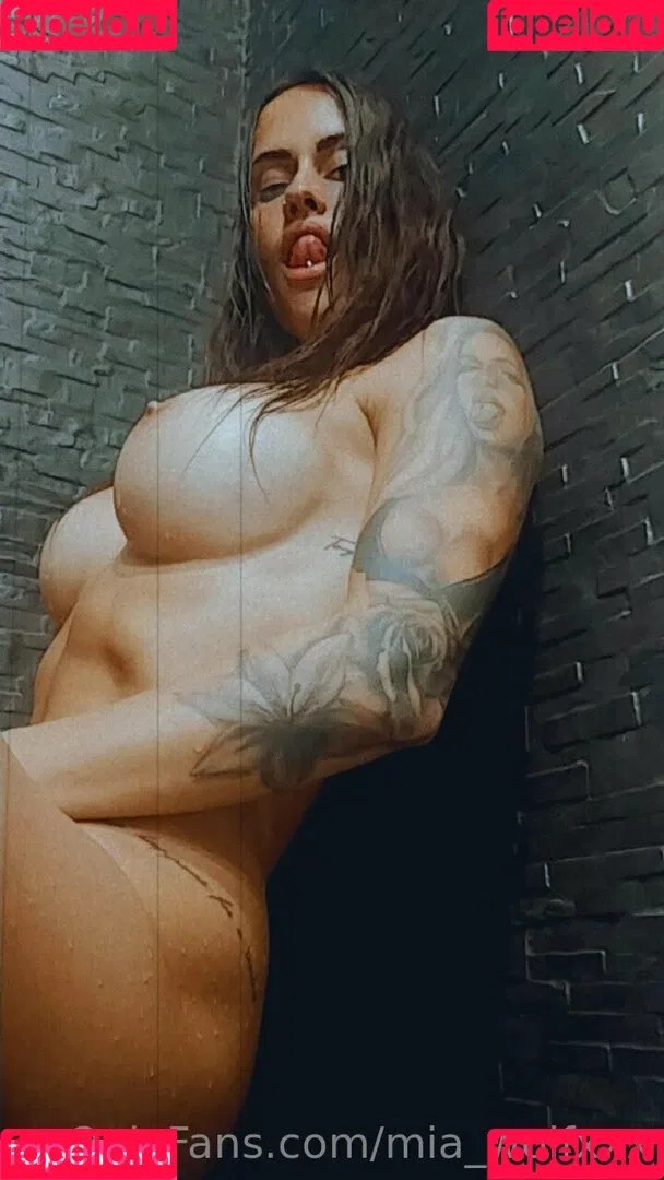 mia_wolfxxx Onlyfans Photo Gallery 