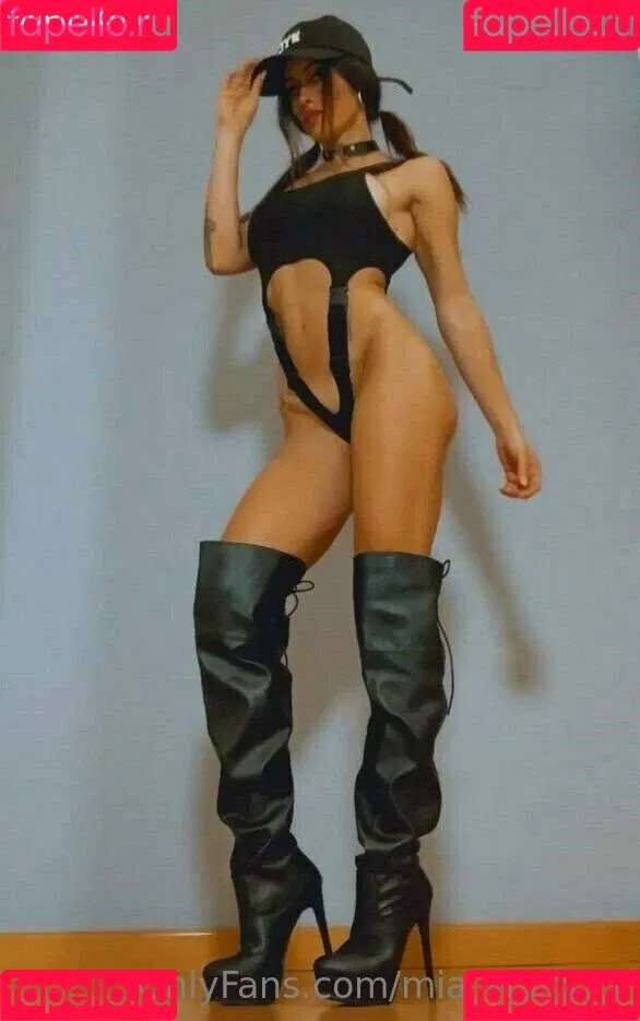 mia_wolfxxx Onlyfans Photo Gallery 