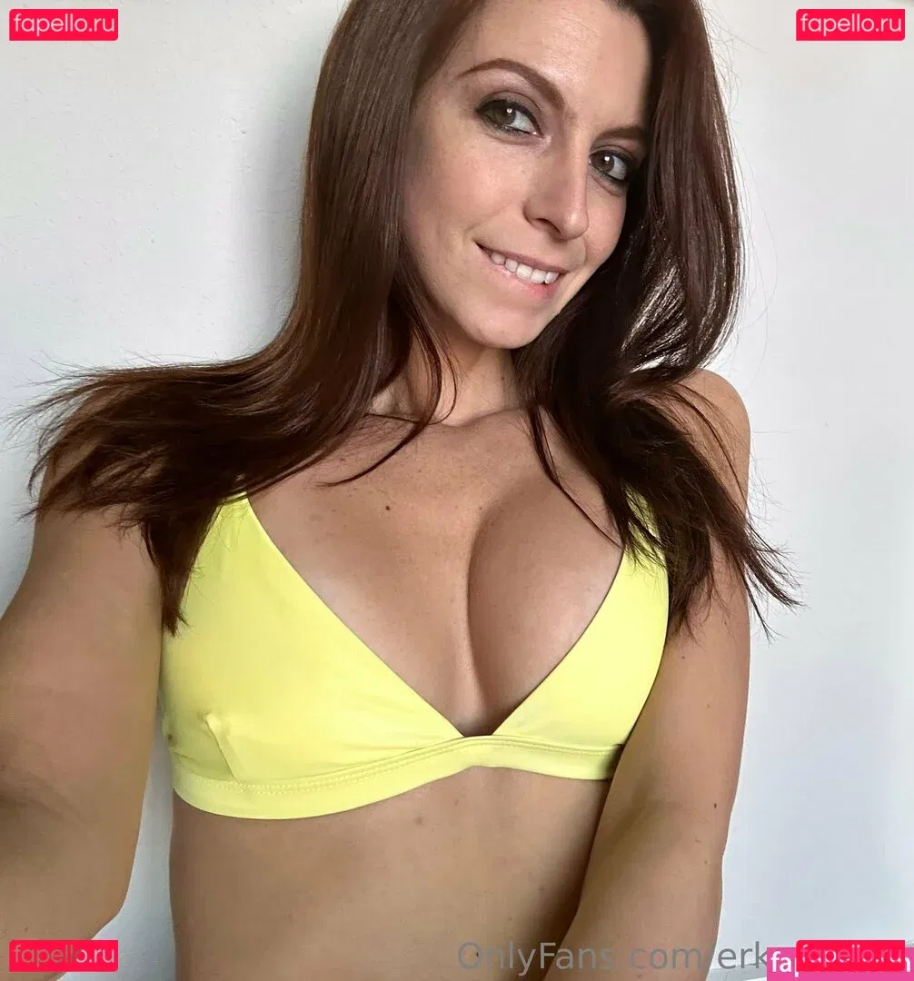erkahsfans Onlyfans Photo Gallery 
