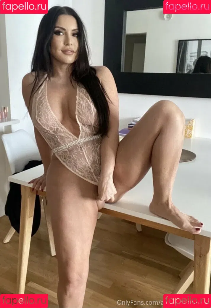 alexandraparker Onlyfans Photo Gallery 