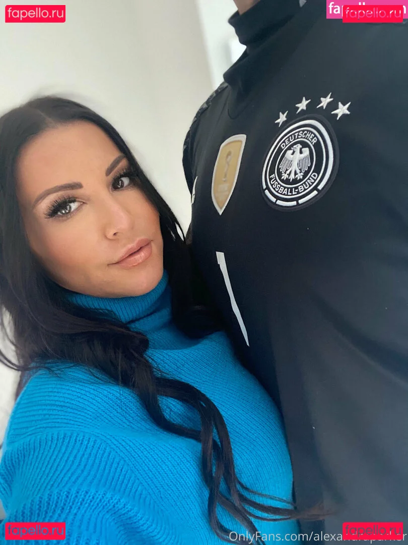 alexandraparker Onlyfans Photo Gallery 