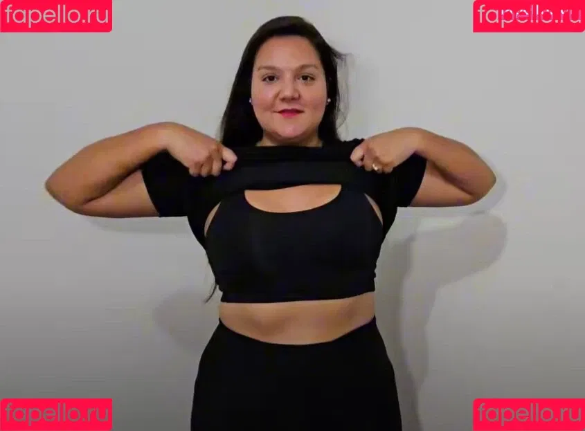 Thais Nakaguma Onlyfans Photo Gallery 