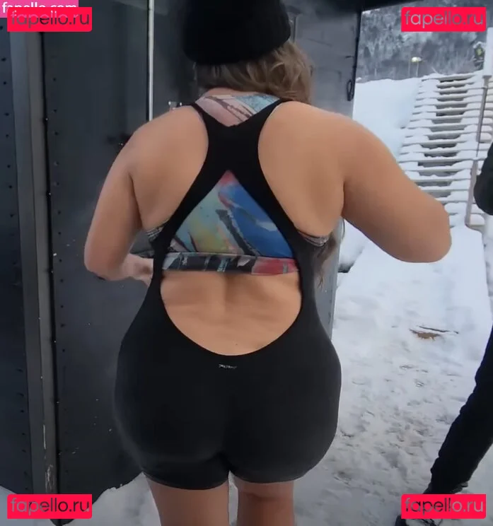 Thais Nakaguma Onlyfans Photo Gallery 