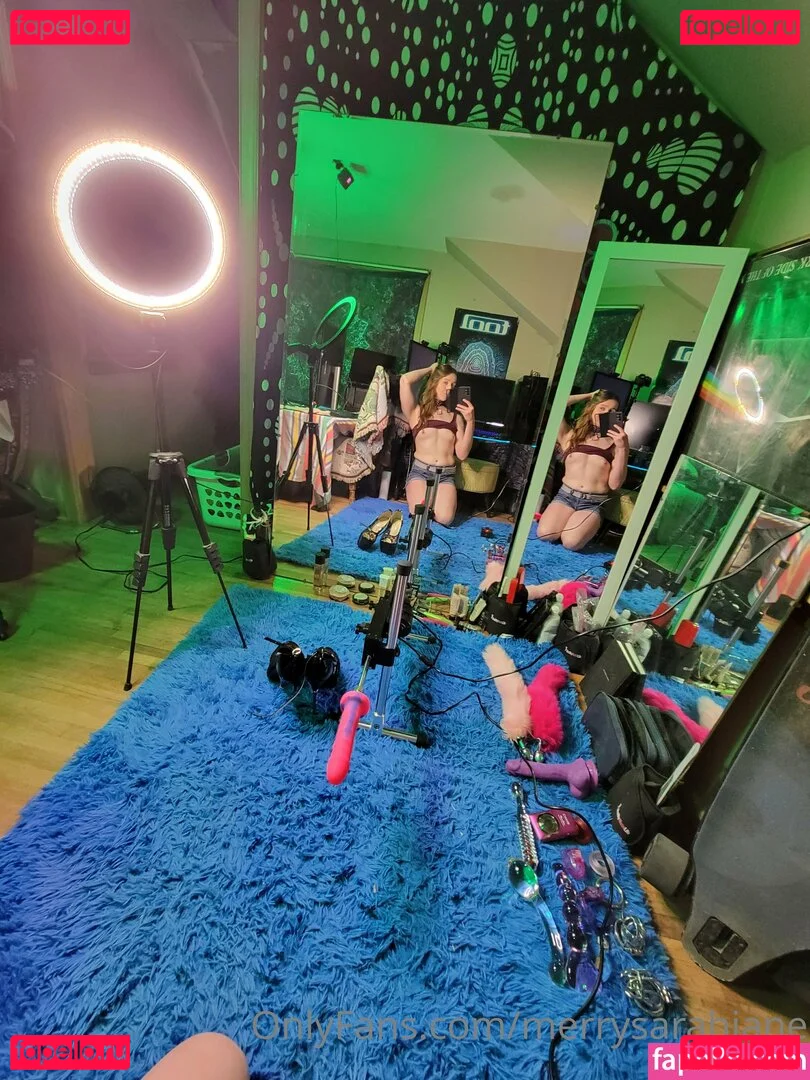 merrysarahjane Onlyfans Photo Gallery 