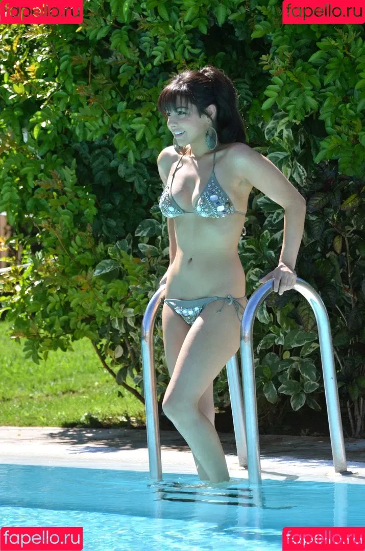 Roxanne Pallett Onlyfans Photo Gallery 