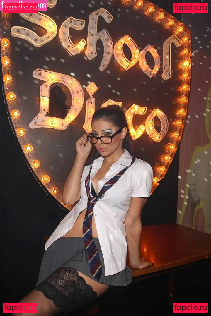 Roxanne Pallett Onlyfans Photo Gallery 