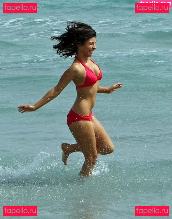 Roxanne Pallett Onlyfans Photo Gallery 