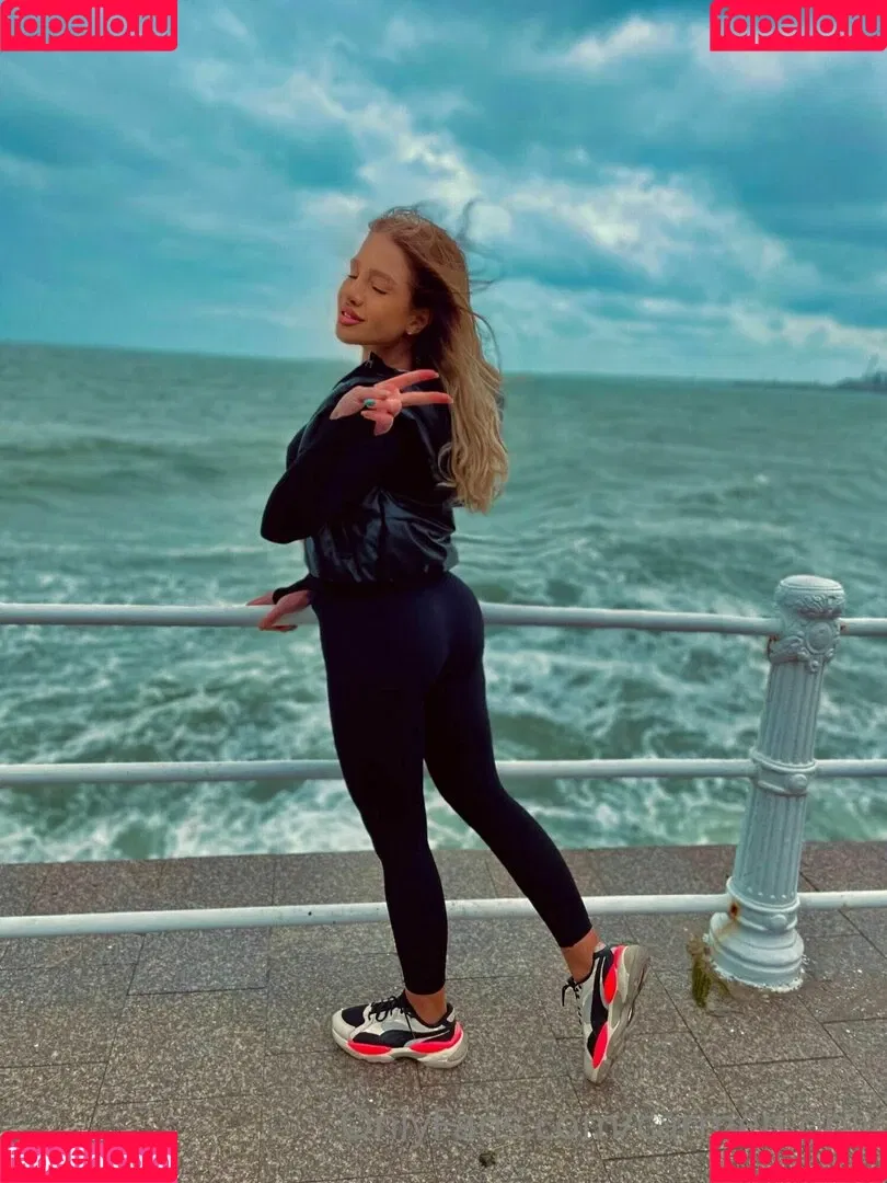 carmen.only Onlyfans Photo Gallery 