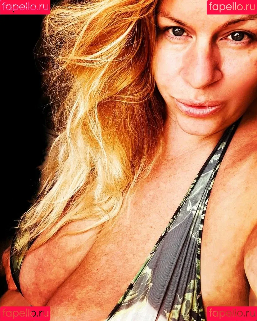 louslovelyls Onlyfans Photo Gallery 