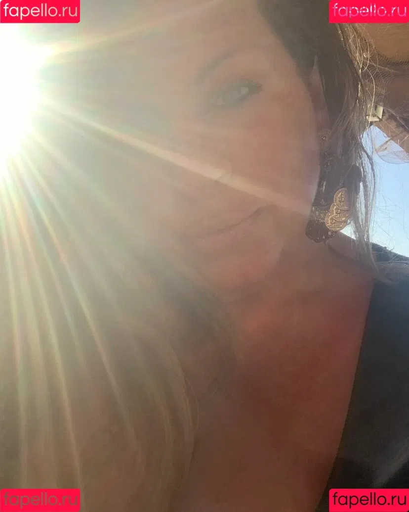 louslovelyls Onlyfans Photo Gallery 
