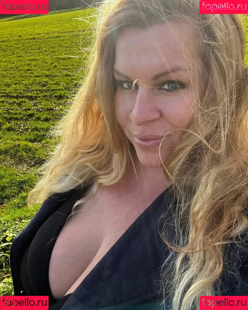 louslovelyls Onlyfans Photo Gallery 
