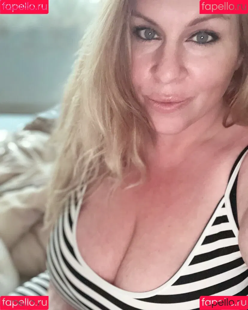 louslovelyls Onlyfans Photo Gallery 