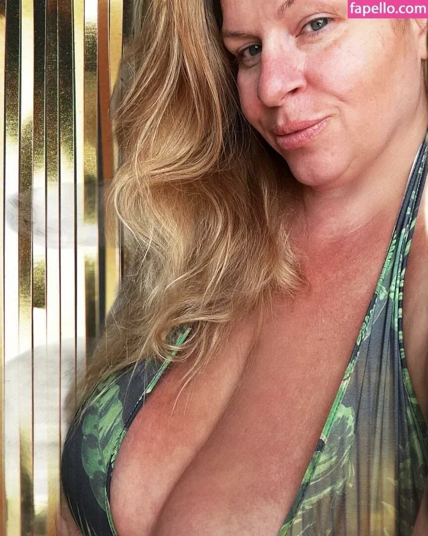 louslovelyls Onlyfans Photo Gallery 