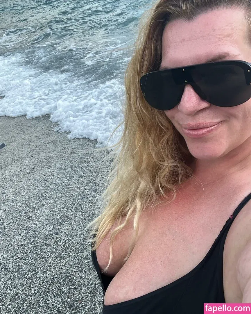 louslovelyls Onlyfans Photo Gallery 