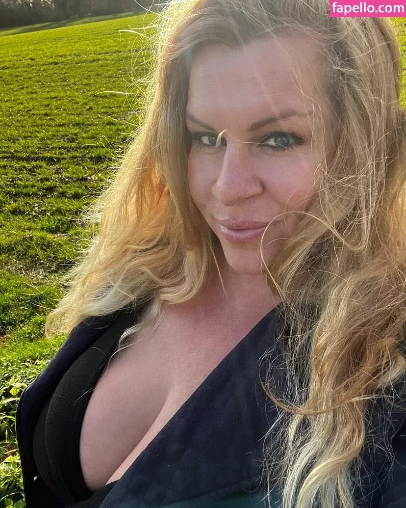 louslovelyls Onlyfans Photo Gallery 