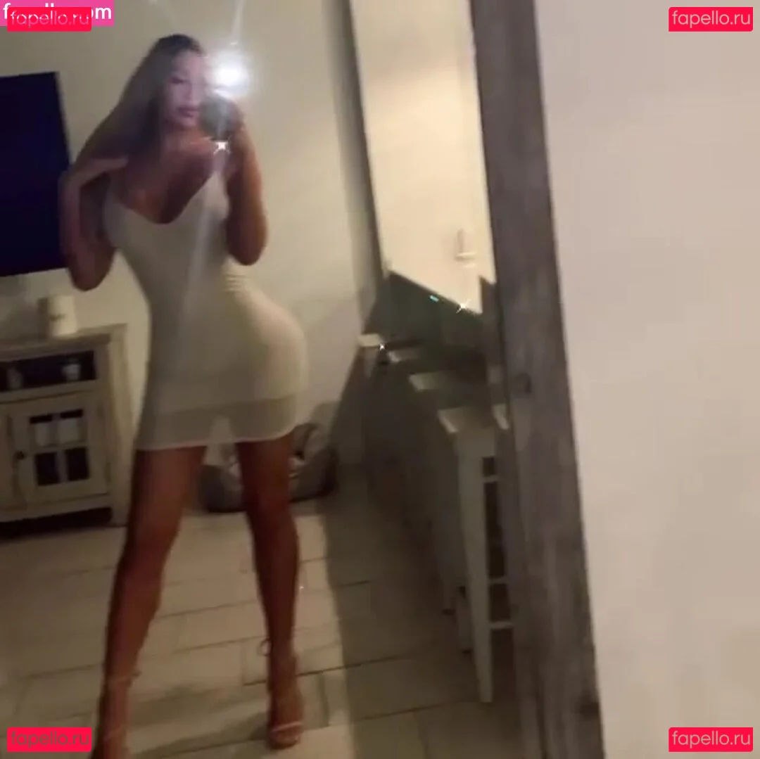 Rosemary Jane Onlyfans Photo Gallery 