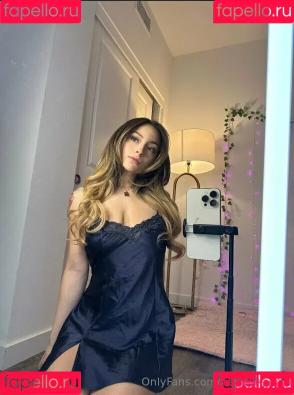 hawaiihailey Onlyfans Photo Gallery 