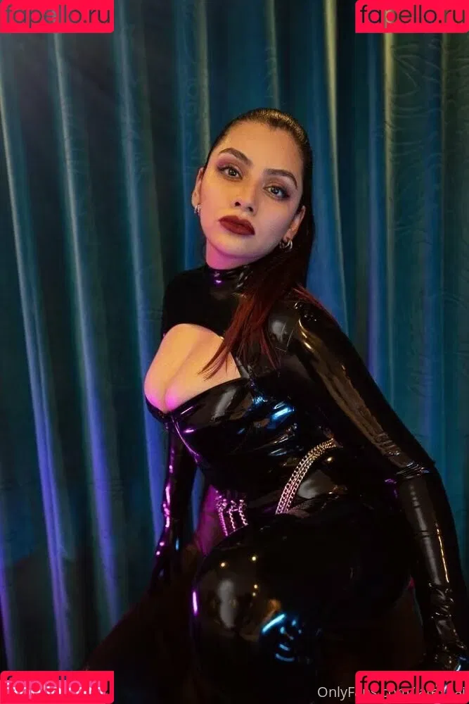 latexnai Onlyfans Photo Gallery 