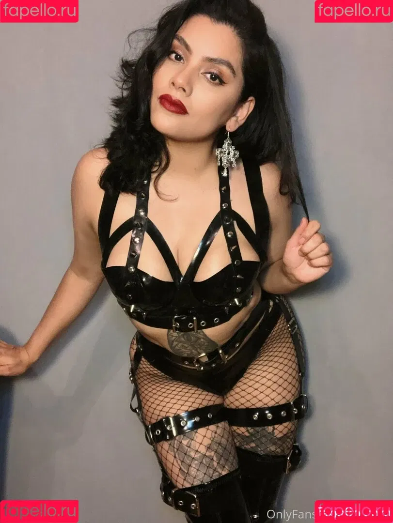 latexnai Onlyfans Photo Gallery 
