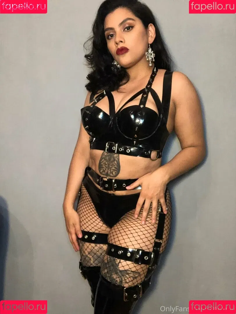 latexnai Onlyfans Photo Gallery 