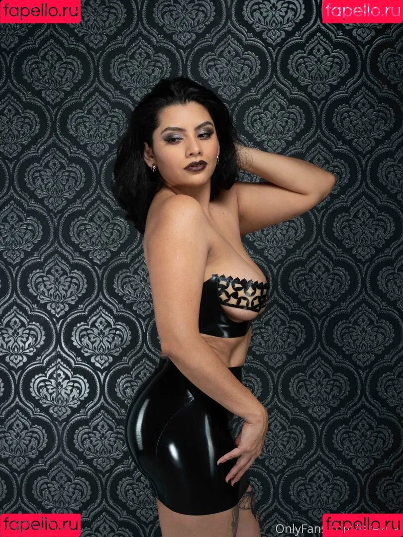 latexnai Onlyfans Photo Gallery 
