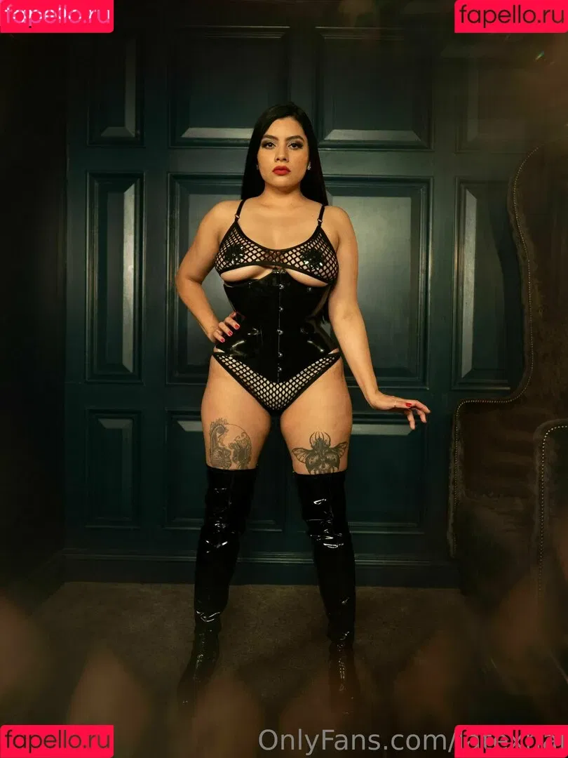 latexnai Onlyfans Photo Gallery 