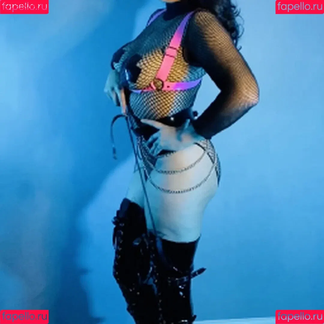 latexnai Onlyfans Photo Gallery 