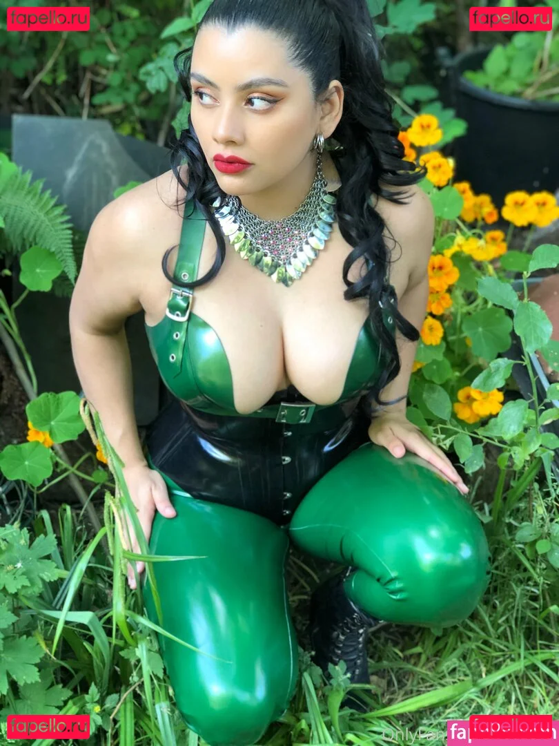 latexnai Onlyfans Photo Gallery 