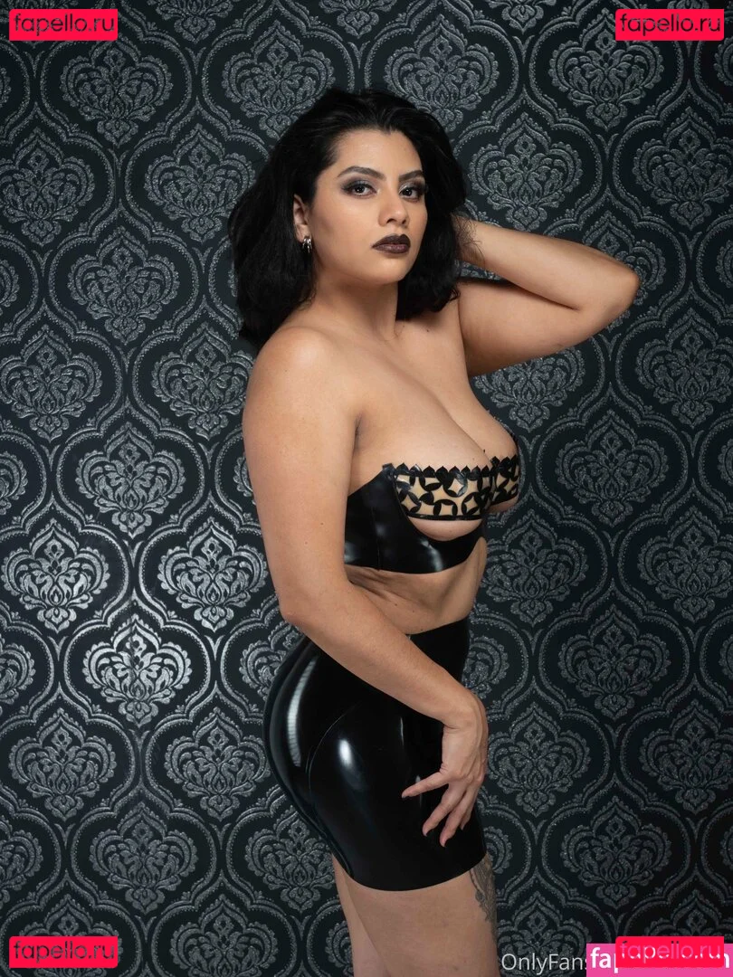 latexnai Onlyfans Photo Gallery 