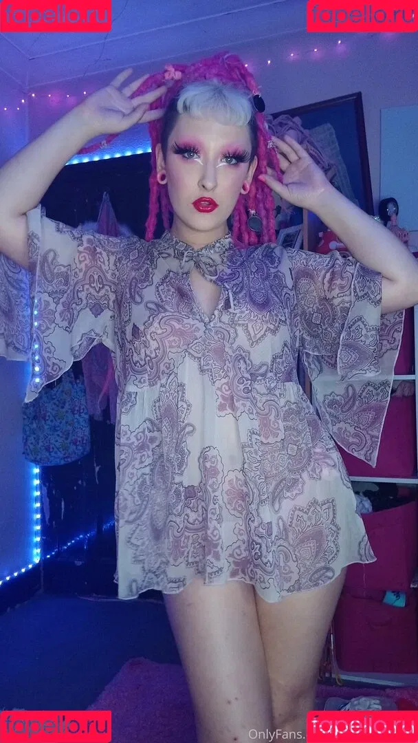 maddisonsins Onlyfans Photo Gallery 