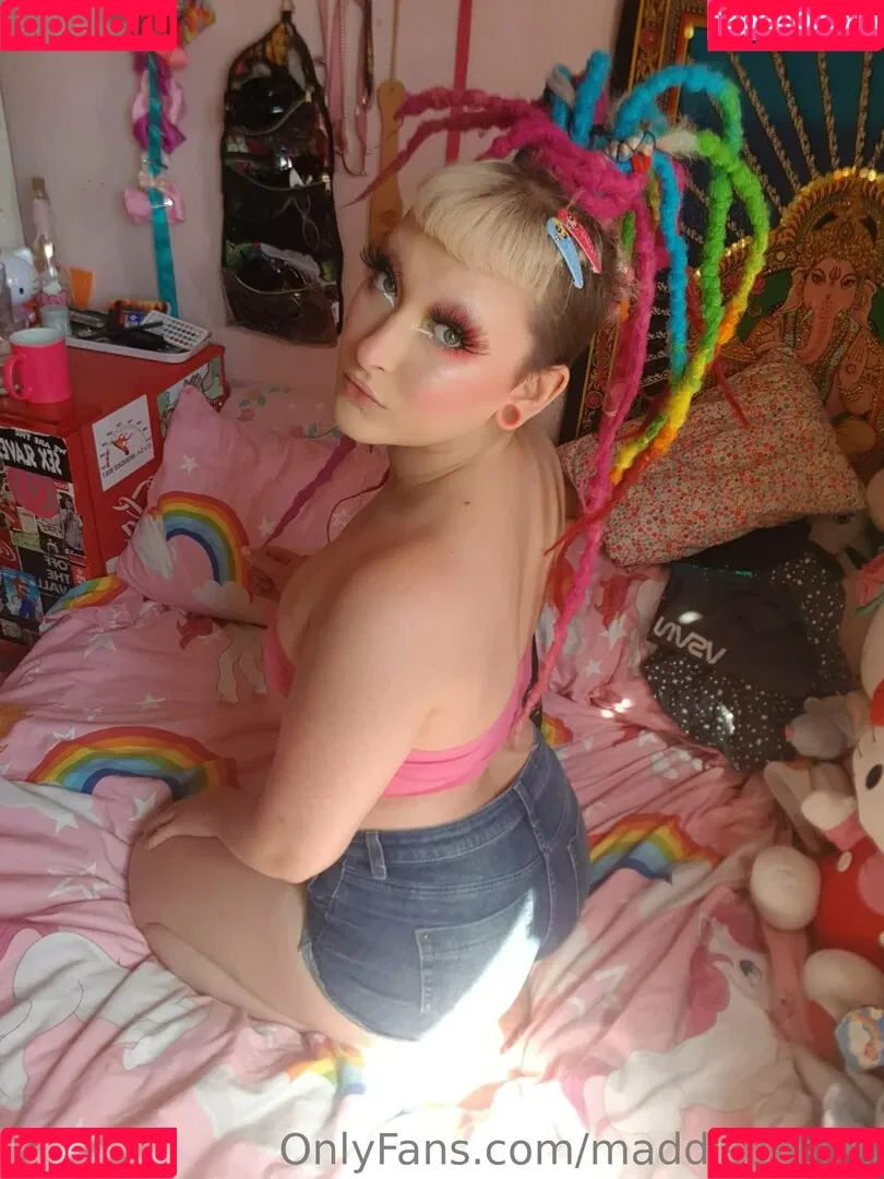 maddisonsins Onlyfans Photo Gallery 