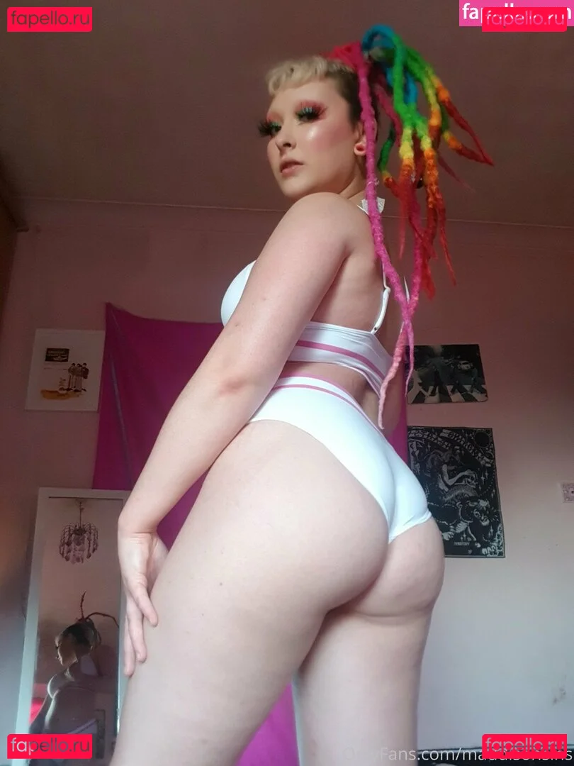 maddisonsins Onlyfans Photo Gallery 