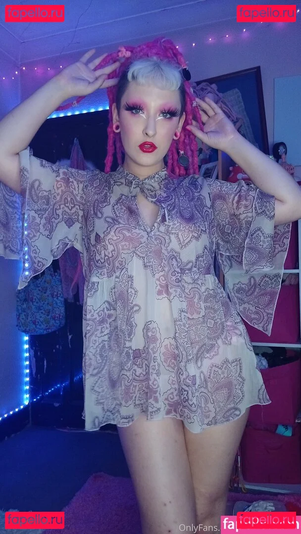 maddisonsins Onlyfans Photo Gallery 