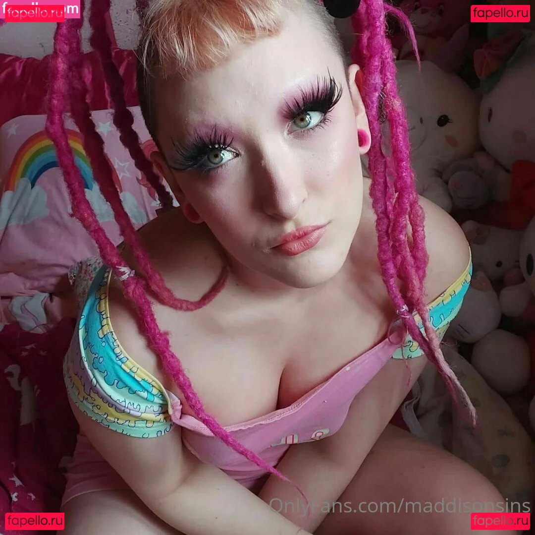 maddisonsins Onlyfans Photo Gallery 
