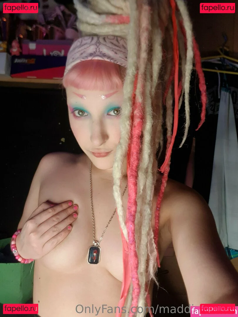 maddisonsins Onlyfans Photo Gallery 