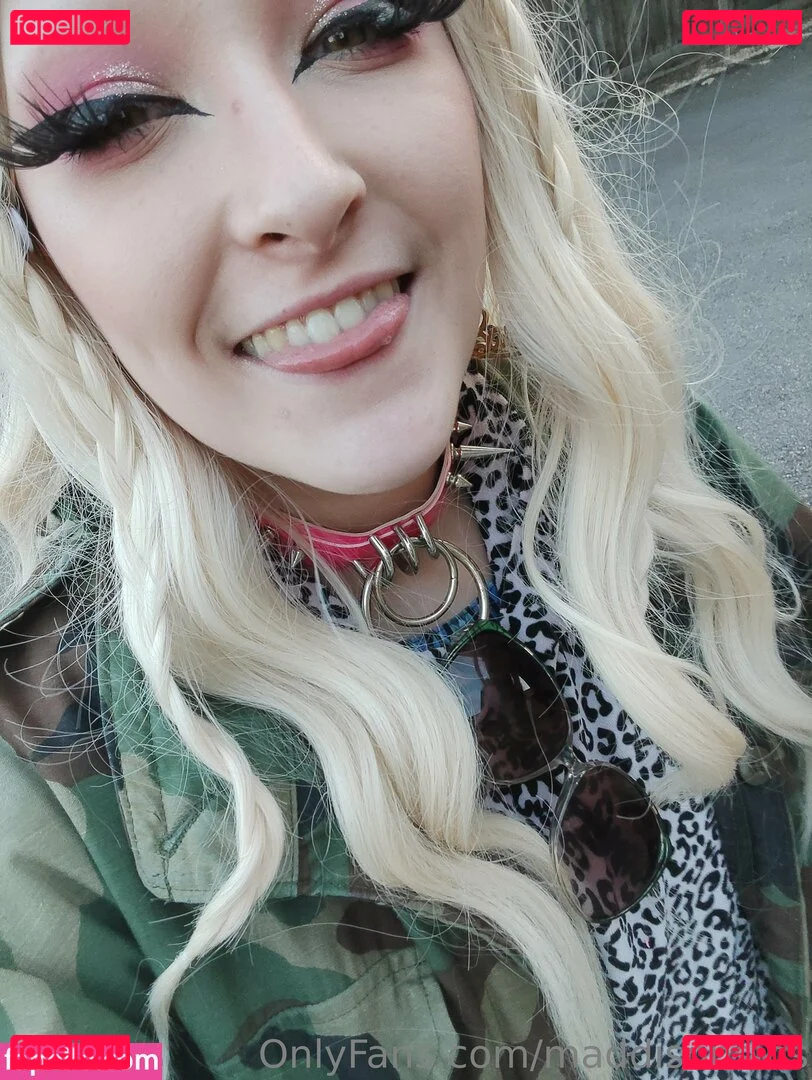 maddisonsins Onlyfans Photo Gallery 