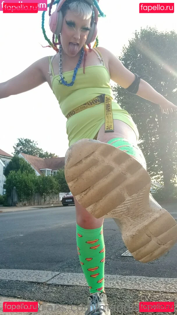 maddisonsins Onlyfans Photo Gallery 