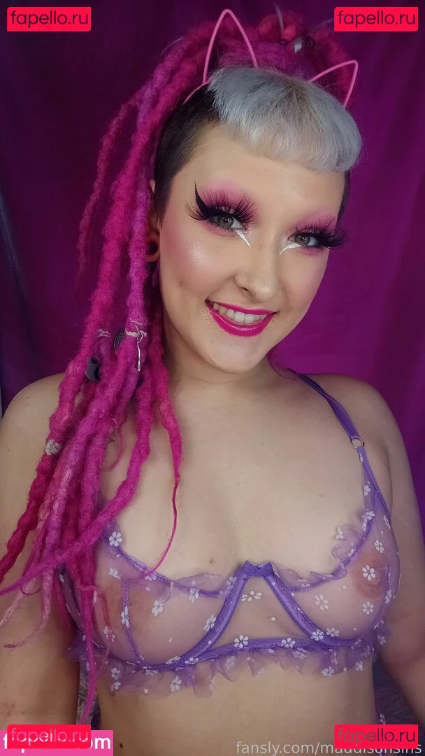 maddisonsins Onlyfans Photo Gallery 