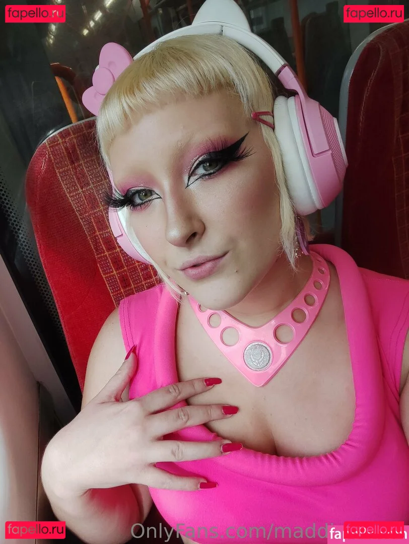 maddisonsins Onlyfans Photo Gallery 